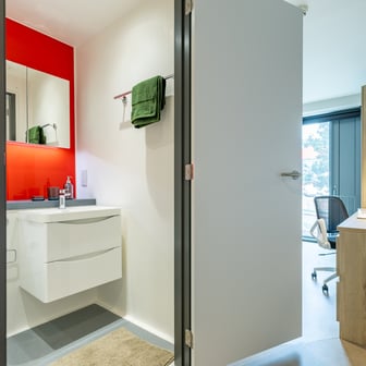 Classic En Suite - Image 4